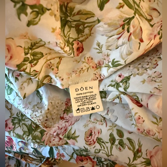 Doen Julie Dress in Calico Garden - Picture 7 of 9